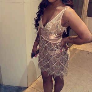 Special event dress with a bit of spice to it, you’ll love it as much as I did.